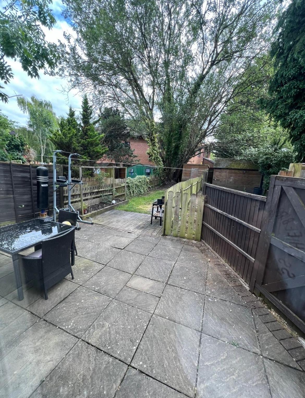 Ferienwohnung 20Mins To Bakerst, Harry Potter & Wembley Stadium! Northwood  Exterior foto